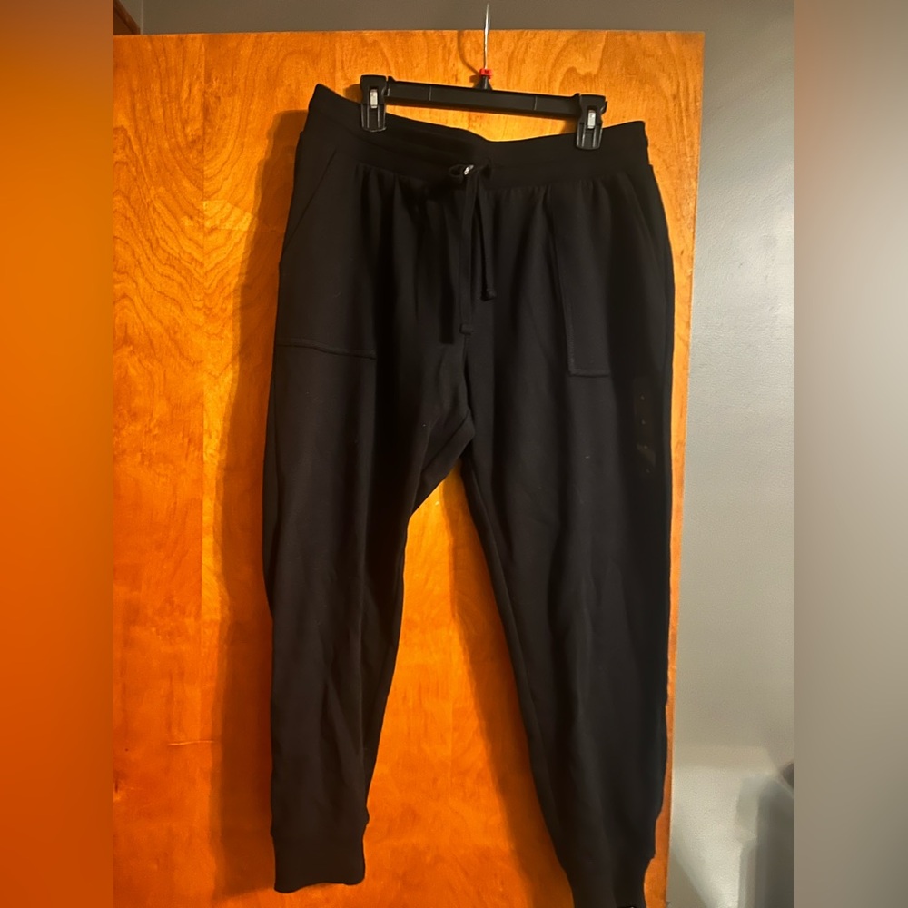 Gap NWT Joggers